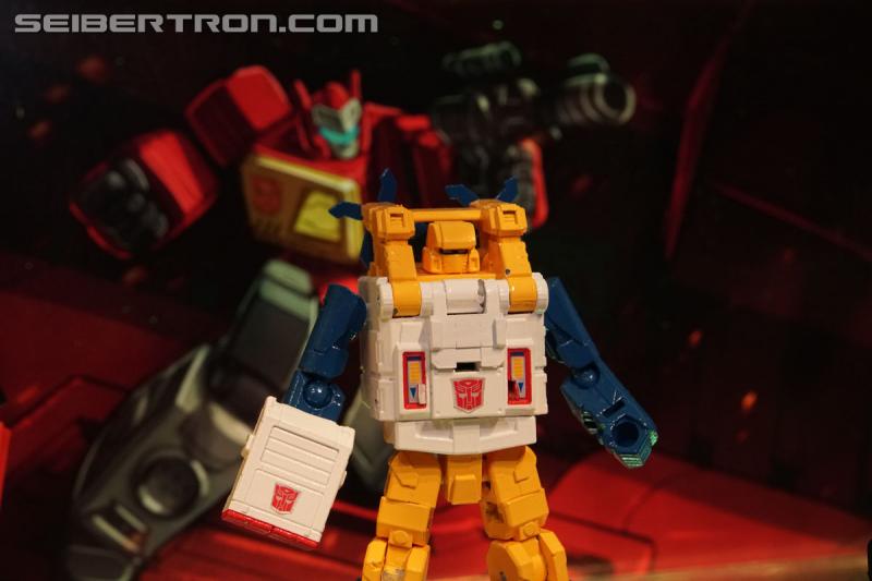 Toy Fair 2017: Generations: Titans Return (and Trypticon too!) - Transformers Event: Generations Titans Return 058