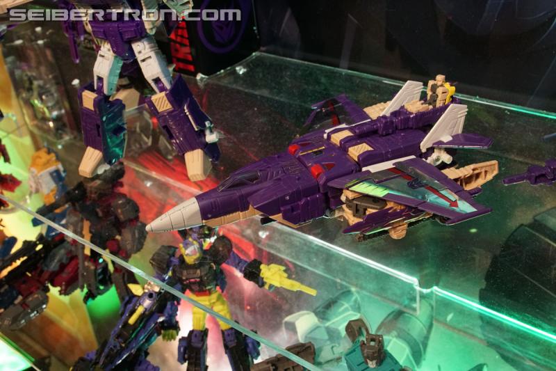 Toy Fair 2017: Generations: Titans Return (and Trypticon too!) - Transformers Event: Generations Titans Return 067