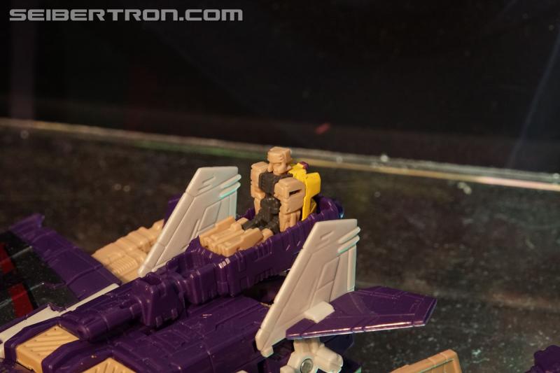Toy Fair 2017: Generations: Titans Return (and Trypticon too!) - Transformers Event: Generations Titans Return 068