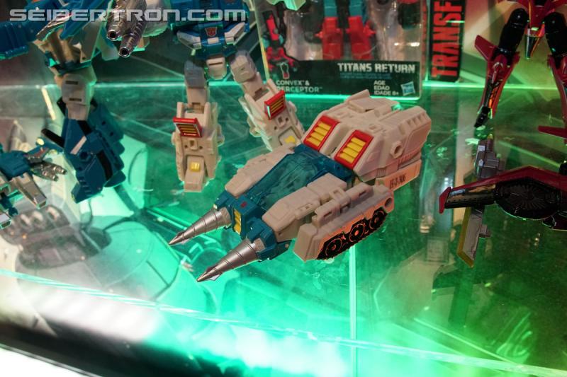 Toy Fair 2017: Generations: Titans Return (and Trypticon too!) - Transformers Event: Generations Titans Return 075