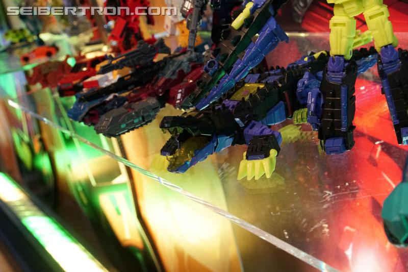 Toy Fair 2017: Generations: Titans Return (and Trypticon too!) - Transformers Event: Generations Titans Return 085
