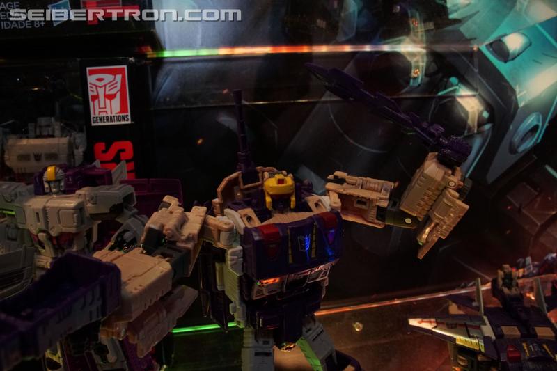 Toy Fair 2017: Generations: Titans Return (and Trypticon too!) - Transformers Event: Generations Titans Return 086