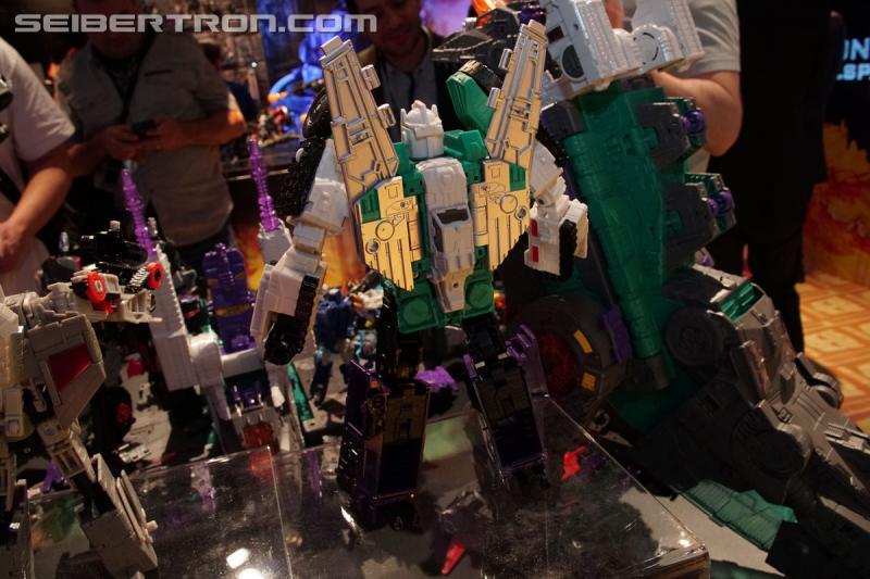 Toy Fair 2017: Generations: Titans Return (and Trypticon too!) - Transformers Event: Generations Titans Return 098