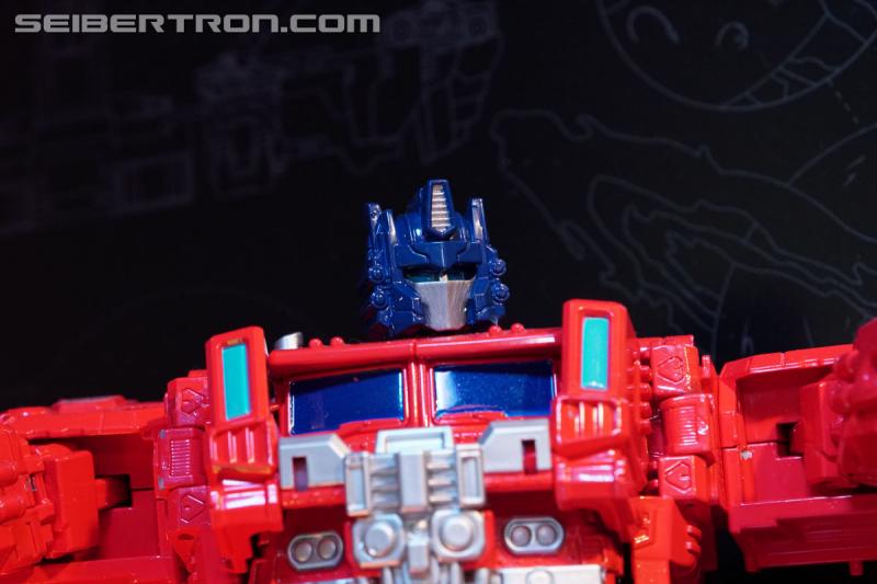 Toy Fair 2017: Generations: Titans Return (and Trypticon too!) - Transformers Event: Generations Titans Return 109