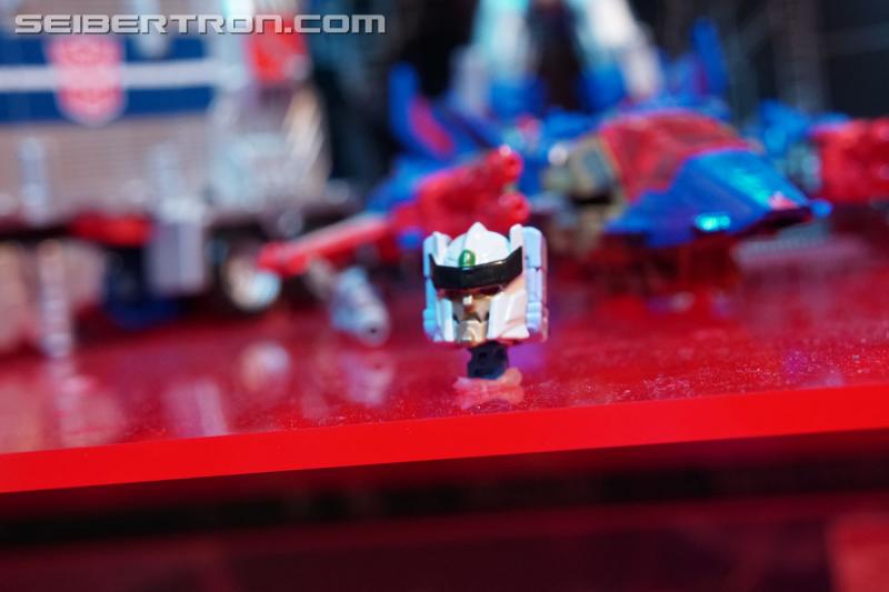 Toy Fair 2017: Generations: Titans Return (and Trypticon too!) - Transformers Event: Generations Titans Return 111