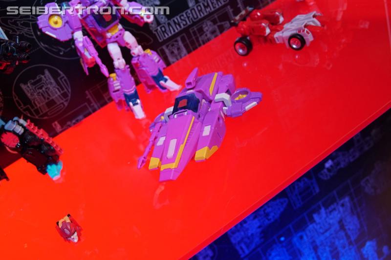Toy Fair 2017: Generations: Titans Return (and Trypticon too!) - Transformers Event: Generations Titans Return 130