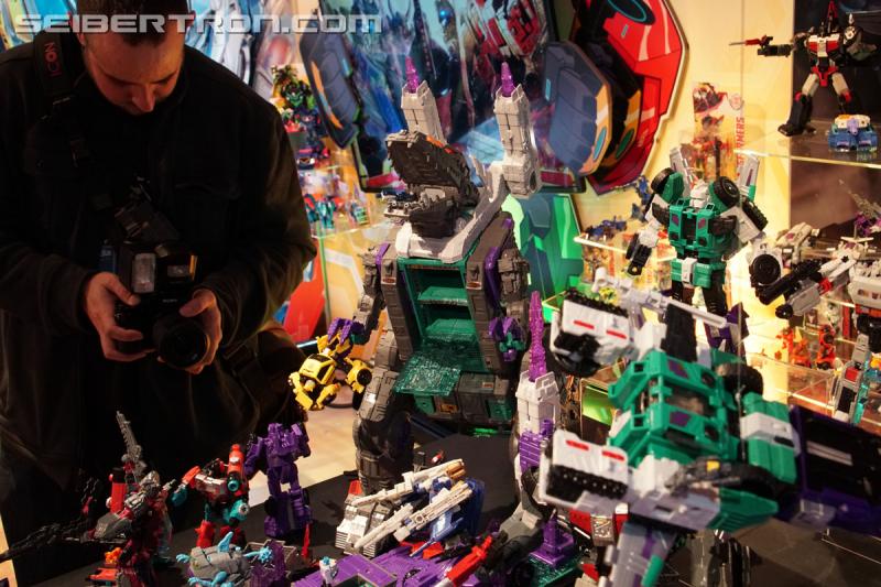 Toy Fair 2017: Generations: Titans Return (and Trypticon too!) - Transformers Event: Generations Titans Return 158