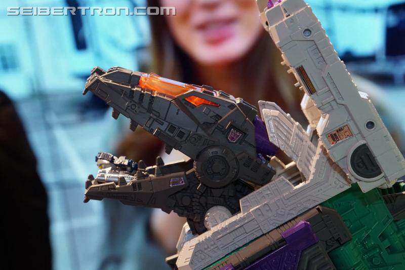 Toy Fair 2017: Generations: Titans Return (and Trypticon too!) - Transformers Event: Generations Titans Return 166
