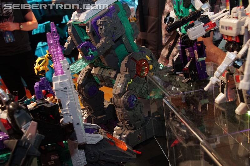 Toy Fair 2017: Generations: Titans Return (and Trypticon too!) - Transformers Event: Generations Titans Return 170