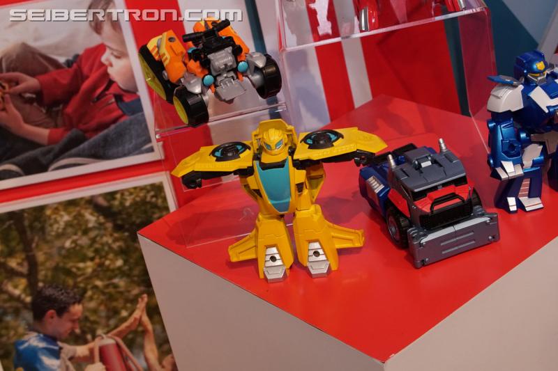 Toy Fair 2017 - Playskool Baby Transformers and Rescue Bots