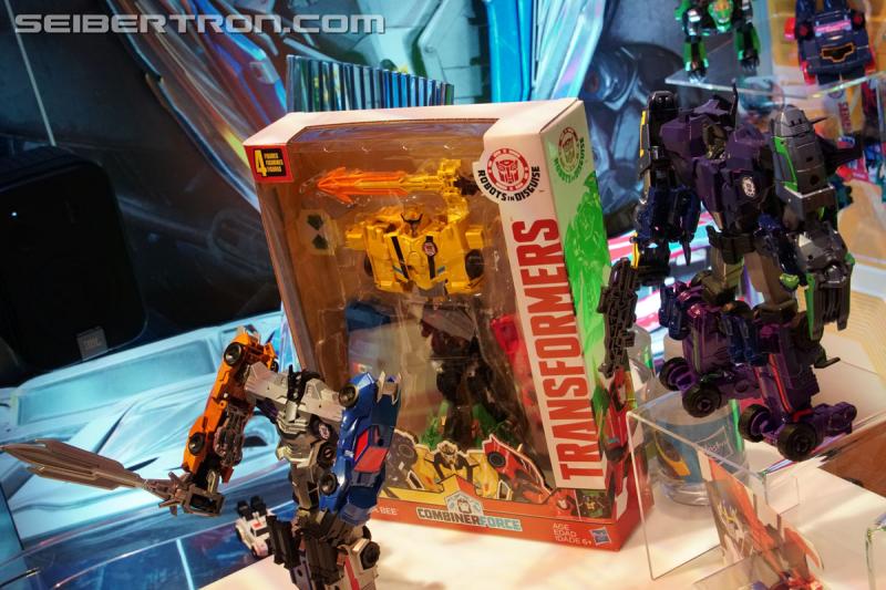 Toy Fair 2017: Transformers Robots In Disguise Combiner Force - Transformers Event: Robots In Disguise 002