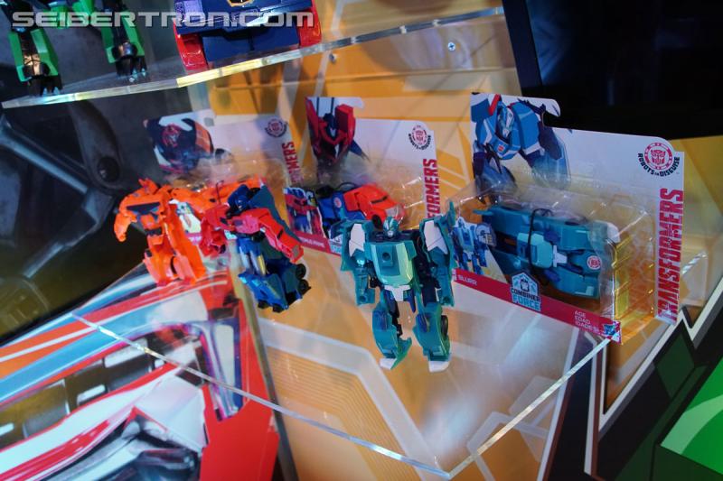 Toy Fair 2017: Transformers Robots In Disguise Combiner Force - Transformers Event: Robots In Disguise 026