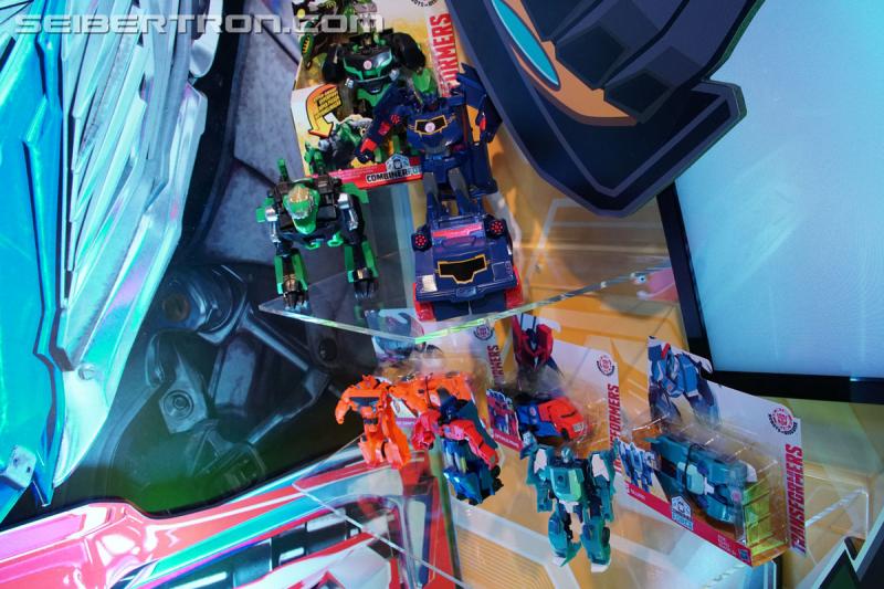 Toy Fair 2017: Transformers Robots In Disguise Combiner Force - Transformers Event: Robots In Disguise 035