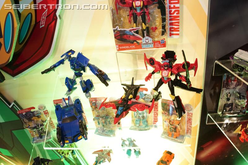 Transformers News: Toy Fair 2017 - Robots In Disguise Combiner Force Photogallery #TFNY #HasbroToyFair