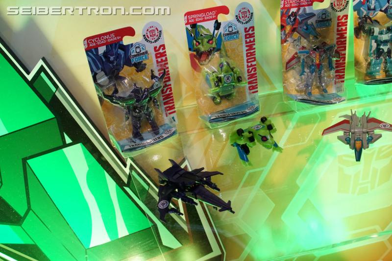 Toy Fair 2017: Transformers Robots In Disguise Combiner Force - Transformers Event: Robots In Disguise 045