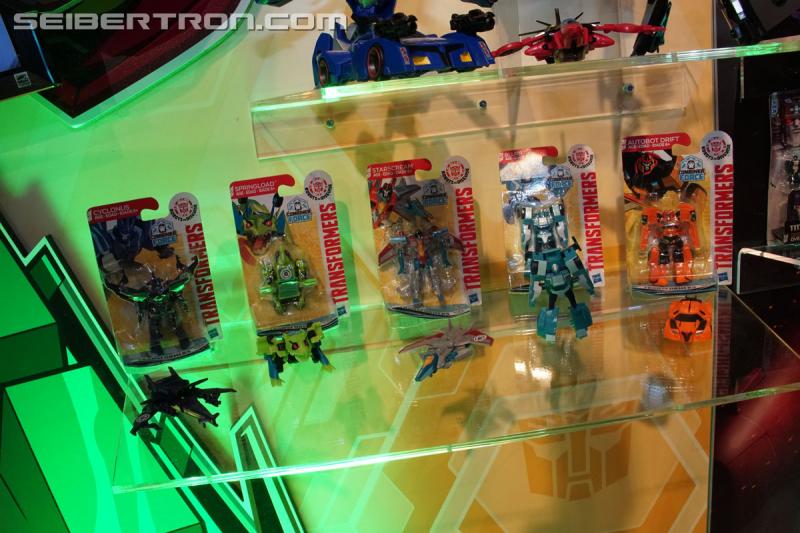 Toy Fair 2017: Transformers Robots In Disguise Combiner Force - Transformers Event: Robots In Disguise 055