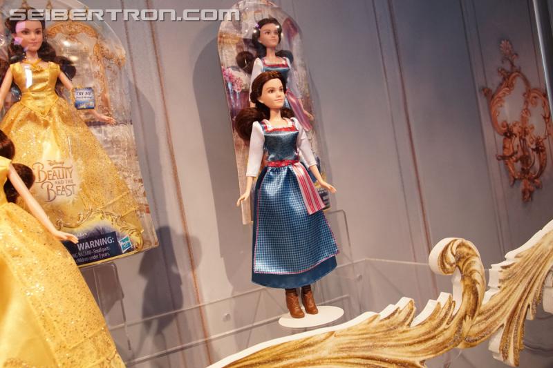 Toy Fair 2017: Miscellaneous Gallery (includes Death's Head 2) - Transformers Event: DSC00668