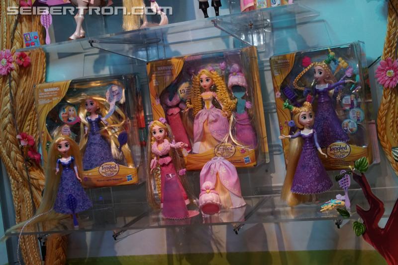 Toy Fair 2017: Miscellaneous Gallery (includes Death's Head 2) - Transformers Event: DSC00683