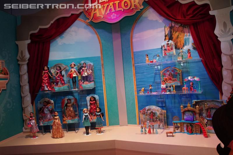 Toy Fair 2017: Miscellaneous Gallery (includes Death's Head 2) - Transformers Event: DSC00687