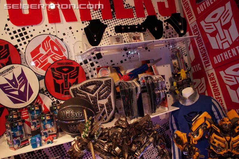 Toy Fair 2017: Miscellaneous Gallery (includes Death's Head 2) - Transformers Event: DSC00778