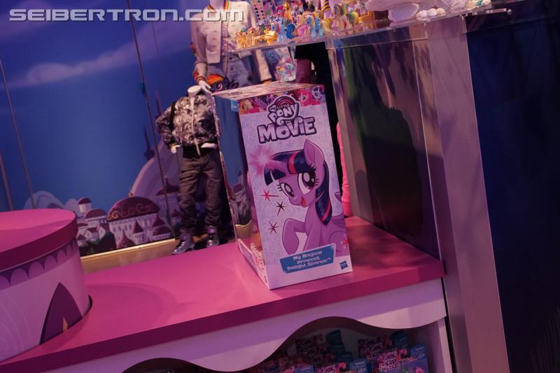 Toy Fair 2017: My Little Pony The. Movie and Equestria Girls - Transformers Event: DSC00799