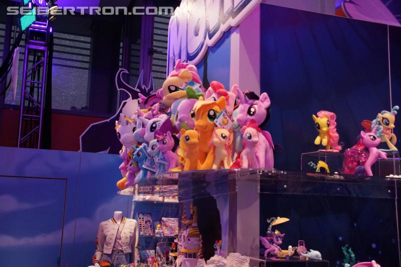 Toy Fair 2017: My Little Pony The. Movie and Equestria Girls - Transformers Event: DSC00800