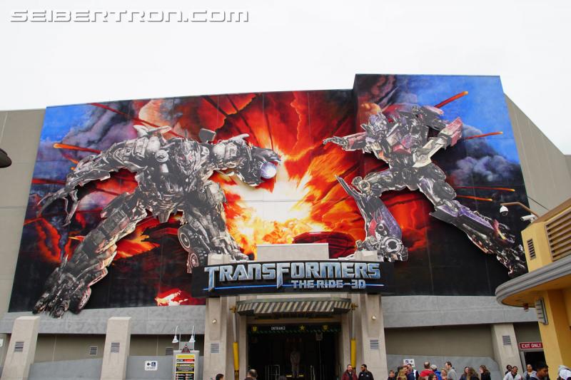 Transformers News: Galleries and video from Transformers: The Last Knight Super Fan Event