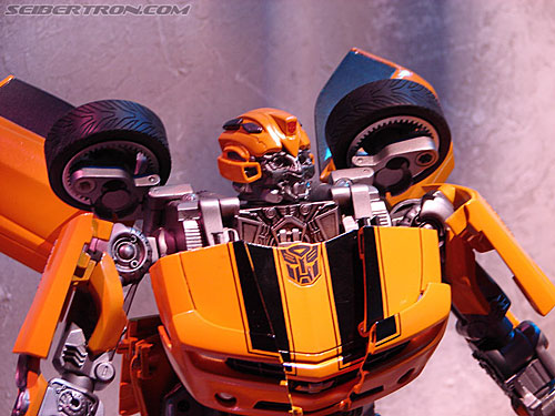 Toy Fair 2007 - New York: Hasbro's Transformers Products - Transformers Event: Click <a href="/media/video/toyfair2007tfvids.php?video=bumblebee">here</a> to view a video of this product.