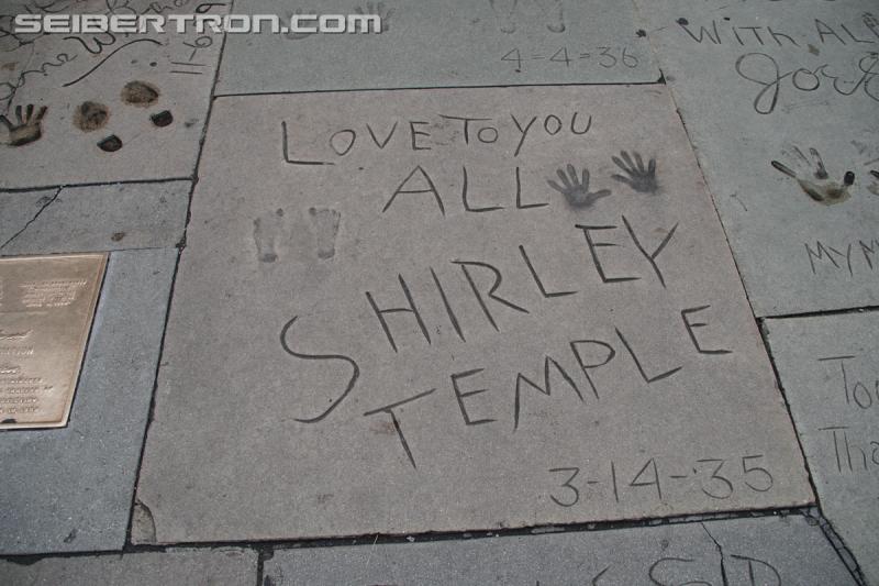 Paramount's Last Knight Super Fan Event: Movie star handprints at Grauman's Chinese Theatre - Transformers Event: Hollywood Oriental Theater 037
