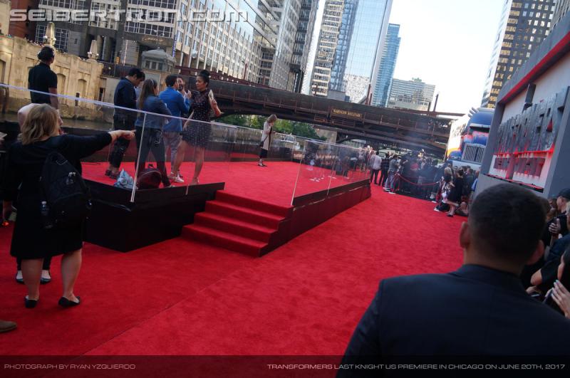 Transformers The Last Knight Global Premiere: Seibertron.com's Exclusive Photos from the Transformers Last Knight Red Carpet Event in Chicago - Transformers Event: Us Premiere Chicago 054