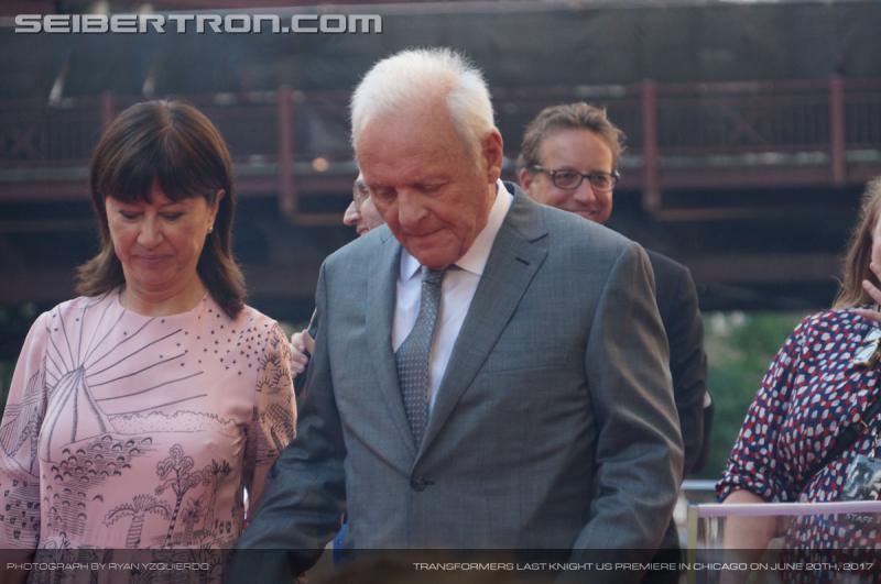 Transformers The Last Knight Global Premiere: Seibertron.com's Exclusive Photos from the Transformers Last Knight Red Carpet Event in Chicago - Transformers Event: Us Premiere Chicago 061