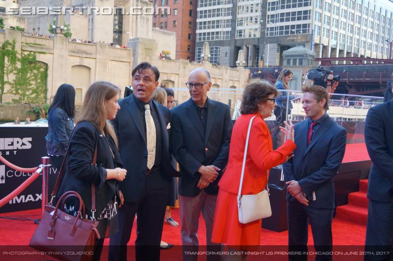 Transformers The Last Knight Global Premiere: Seibertron.com's Exclusive Photos from the Transformers Last Knight Red Carpet Event in Chicago - Transformers Event: Us Premiere Chicago 069