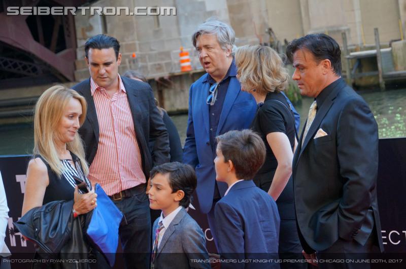 Transformers The Last Knight Global Premiere: Seibertron.com's Exclusive Photos from the Transformers Last Knight Red Carpet Event in Chicago - Transformers Event: Us Premiere Chicago 088
