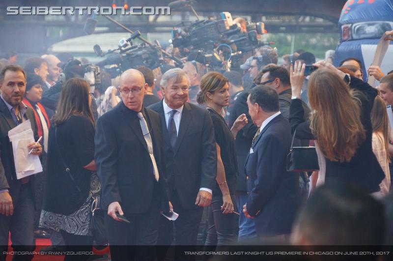 Transformers The Last Knight Global Premiere: Seibertron.com's Exclusive Photos from the Transformers Last Knight Red Carpet Event in Chicago - Transformers Event: Us Premiere Chicago 092