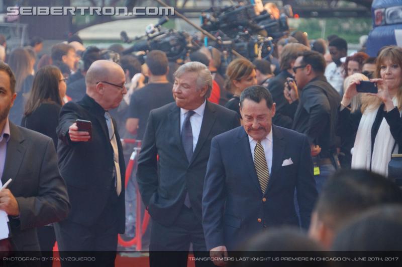 Transformers The Last Knight Global Premiere: Seibertron.com's Exclusive Photos from the Transformers Last Knight Red Carpet Event in Chicago - Transformers Event: Us Premiere Chicago 095