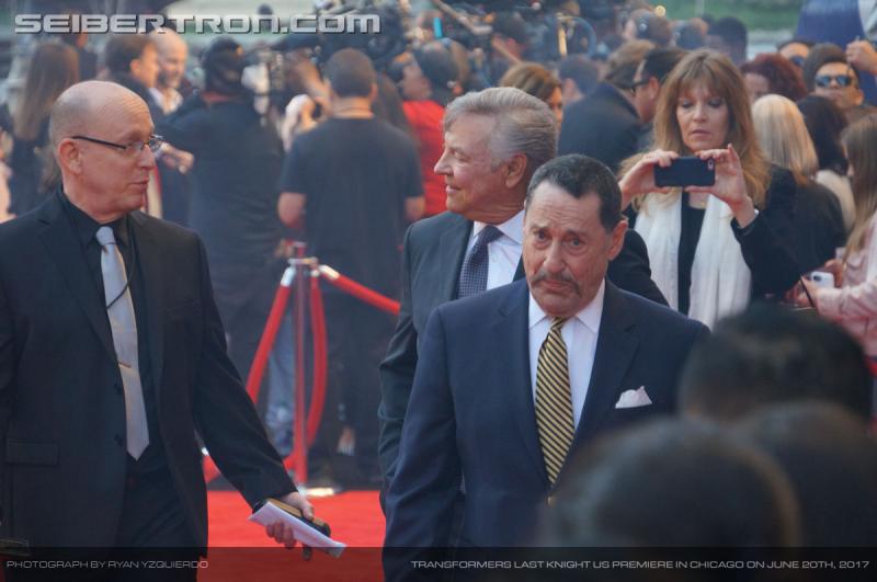 Transformers The Last Knight Global Premiere: Seibertron.com's Exclusive Photos from the Transformers Last Knight Red Carpet Event in Chicago - Transformers Event: Us Premiere Chicago 096