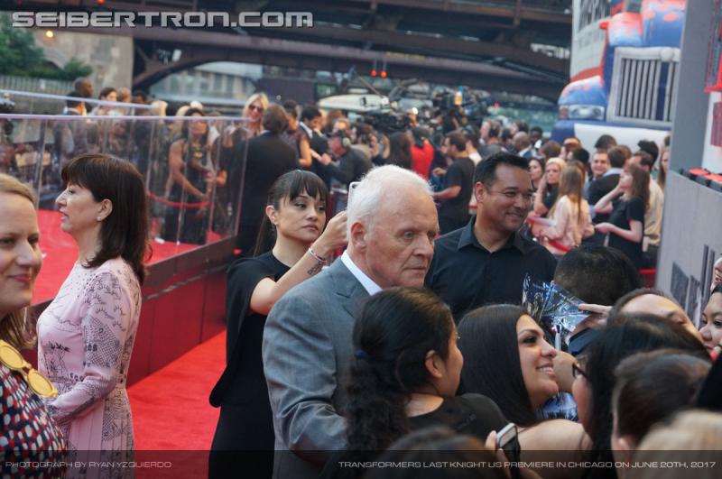 Transformers The Last Knight Global Premiere: Seibertron.com's Exclusive Photos from the Transformers Last Knight Red Carpet Event in Chicago - Transformers Event: Us Premiere Chicago 125