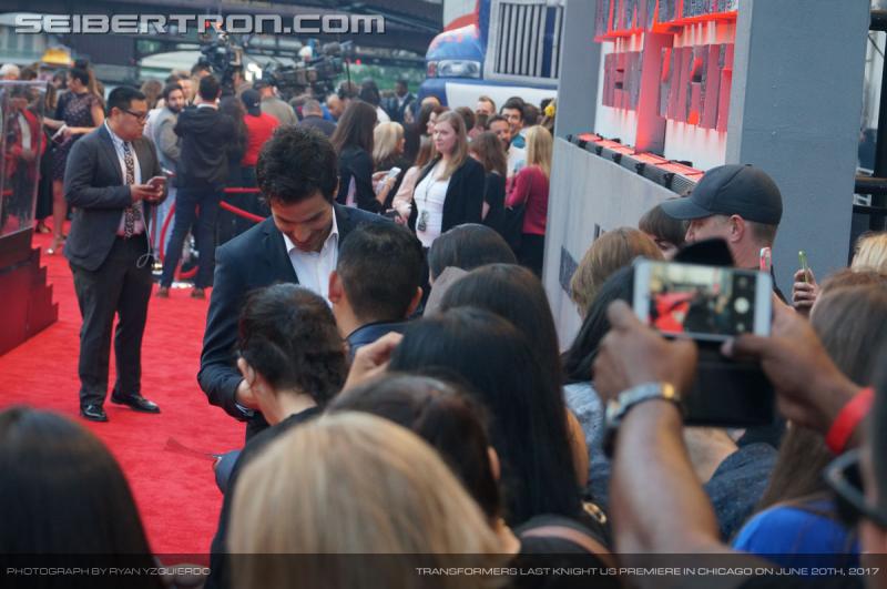 Transformers The Last Knight Global Premiere: Seibertron.com's Exclusive Photos from the Transformers Last Knight Red Carpet Event in Chicago - Transformers Event: Us Premiere Chicago 161