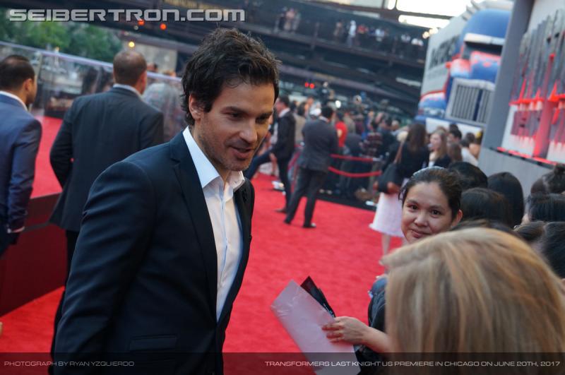 Transformers The Last Knight Global Premiere: Seibertron.com's Exclusive Photos from the Transformers Last Knight Red Carpet Event in Chicago - Transformers Event: Us Premiere Chicago 167