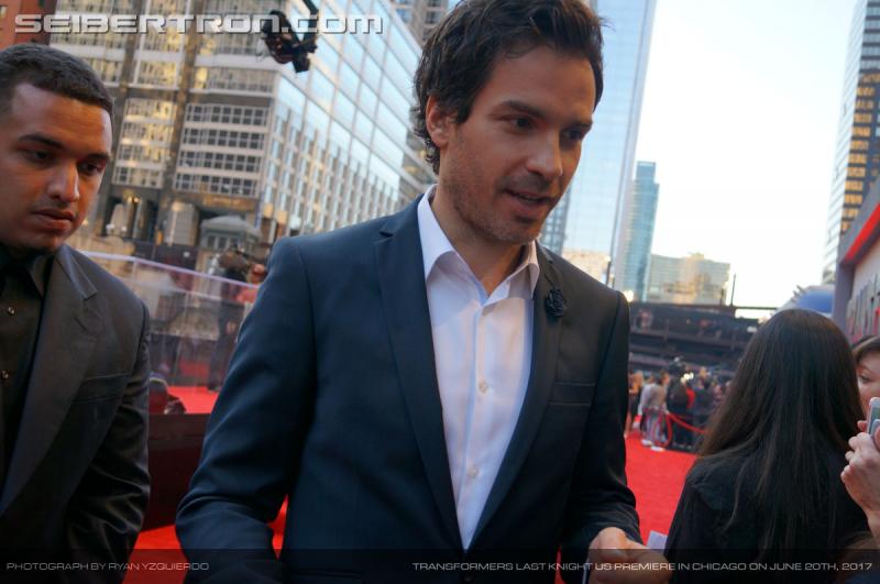 Transformers The Last Knight Global Premiere: Seibertron.com's Exclusive Photos from the Transformers Last Knight Red Carpet Event in Chicago - Transformers Event: Us Premiere Chicago 170