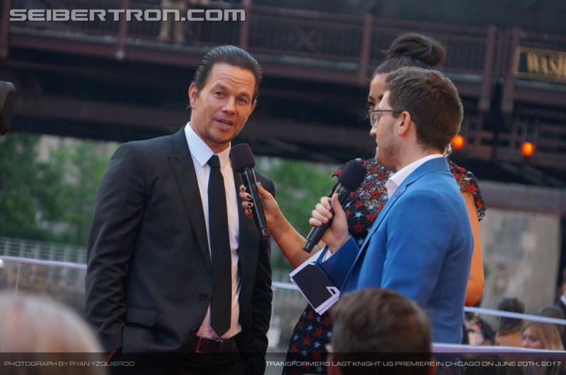Transformers The Last Knight Global Premiere: Seibertron.com's Exclusive Photos from the Transformers Last Knight Red Carpet Event in Chicago - Transformers Event: Us Premiere Chicago 202