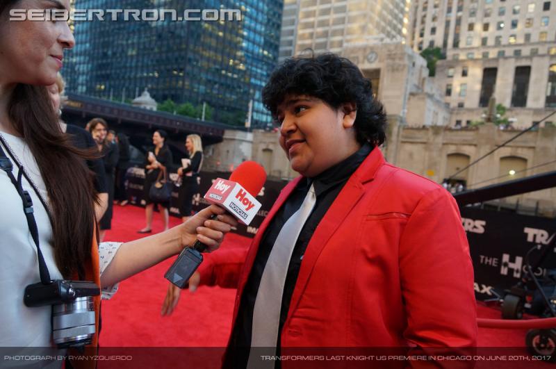 Transformers The Last Knight Global Premiere: Seibertron.com's Exclusive Photos from the Transformers Last Knight Red Carpet Event in Chicago - Transformers Event: Us Premiere Chicago 207