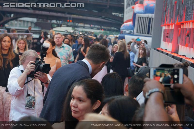 Transformers The Last Knight Global Premiere: Seibertron.com's Exclusive Photos from the Transformers Last Knight Red Carpet Event in Chicago - Transformers Event: Us Premiere Chicago 211