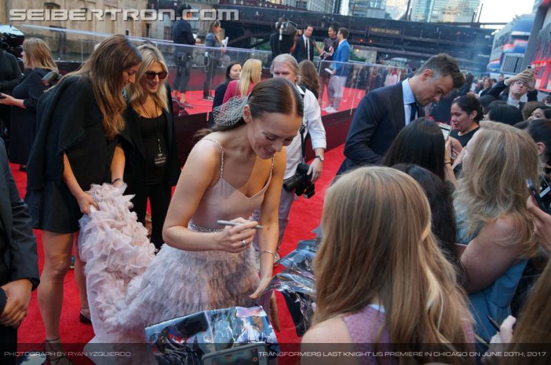 Transformers The Last Knight Global Premiere: Seibertron.com's Exclusive Photos from the Transformers Last Knight Red Carpet Event in Chicago - Transformers Event: Us Premiere Chicago 217