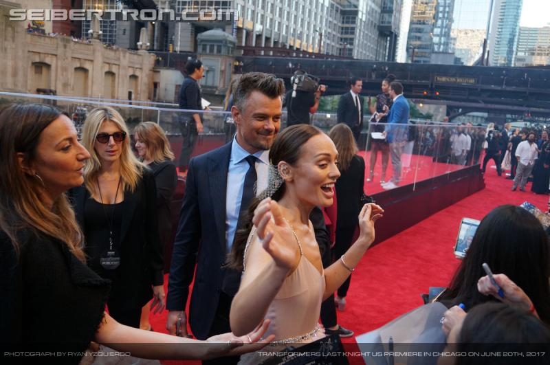 Transformers The Last Knight Global Premiere: Seibertron.com's Exclusive Photos from the Transformers Last Knight Red Carpet Event in Chicago - Transformers Event: Us Premiere Chicago 223