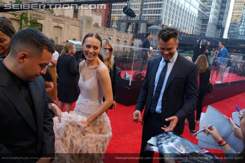 Transformers The Last Knight Global Premiere: Seibertron.com's Exclusive Photos from the Transformers Last Knight Red Carpet Event in Chicago - Transformers Event: Us Premiere Chicago 224
