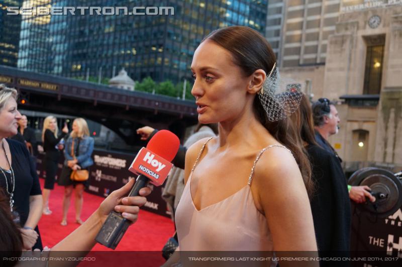 Transformers The Last Knight Global Premiere: Seibertron.com's Exclusive Photos from the Transformers Last Knight Red Carpet Event in Chicago - Transformers Event: Us Premiere Chicago 226