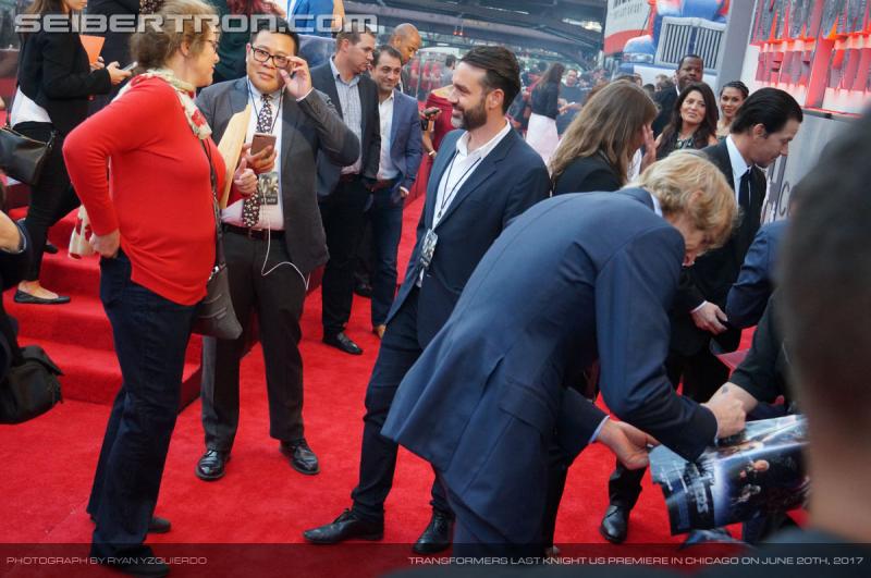 Transformers The Last Knight Global Premiere: Seibertron.com's Exclusive Photos from the Transformers Last Knight Red Carpet Event in Chicago - Transformers Event: Us Premiere Chicago 238