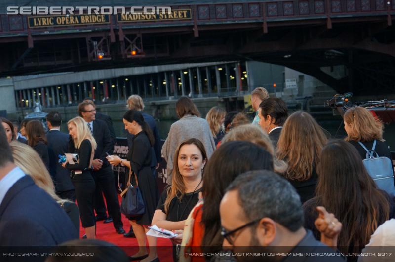 Transformers The Last Knight Global Premiere: Seibertron.com's Exclusive Photos from the Transformers Last Knight Red Carpet Event in Chicago - Transformers Event: Us Premiere Chicago 245