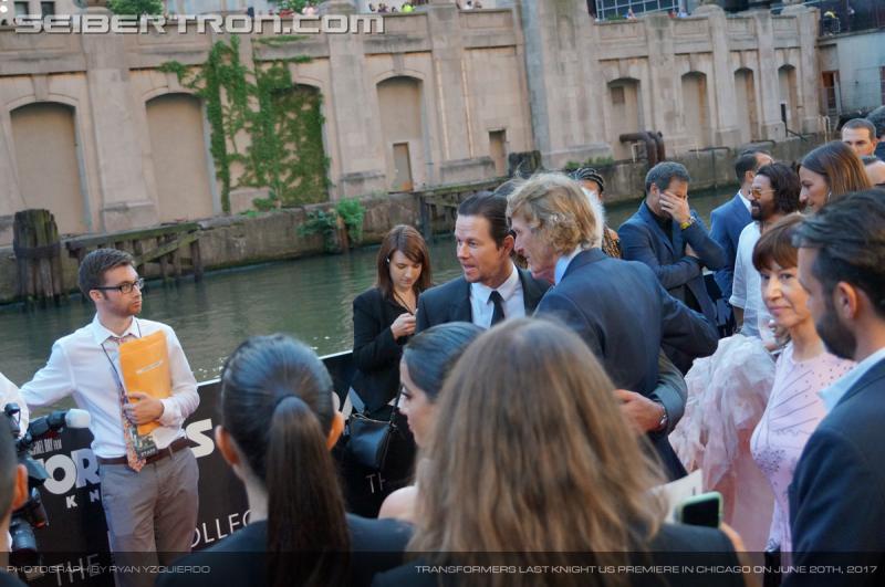 Transformers The Last Knight Global Premiere: Seibertron.com's Exclusive Photos from the Transformers Last Knight Red Carpet Event in Chicago - Transformers Event: Us Premiere Chicago 257
